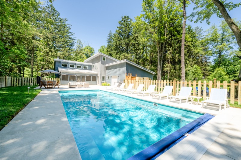 Vacation Homes With Private Pools: A Wheel Tree Cottage vacation rental in Sawyer, Michigan.